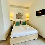 D'este - 2 People - Pool - 2 Min To * Antibes