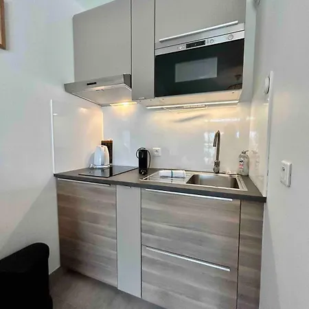 D'este - 2 People - Pool - 2 Min To Appartement