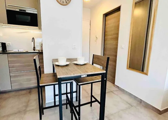 D'este - 2 People - Pool - 2 Min To